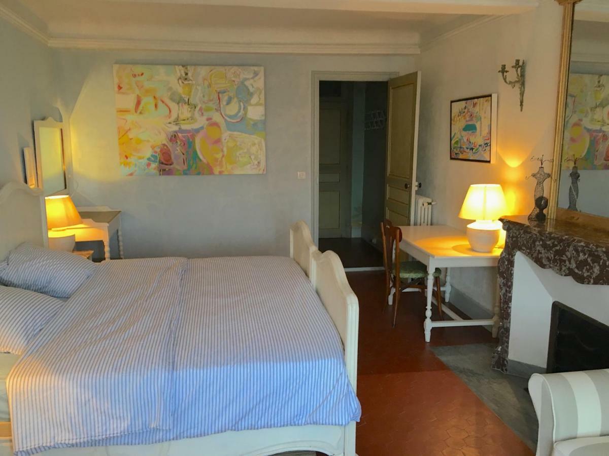 Bed and Breakfast Les Chapeliers Claviers Exterior foto